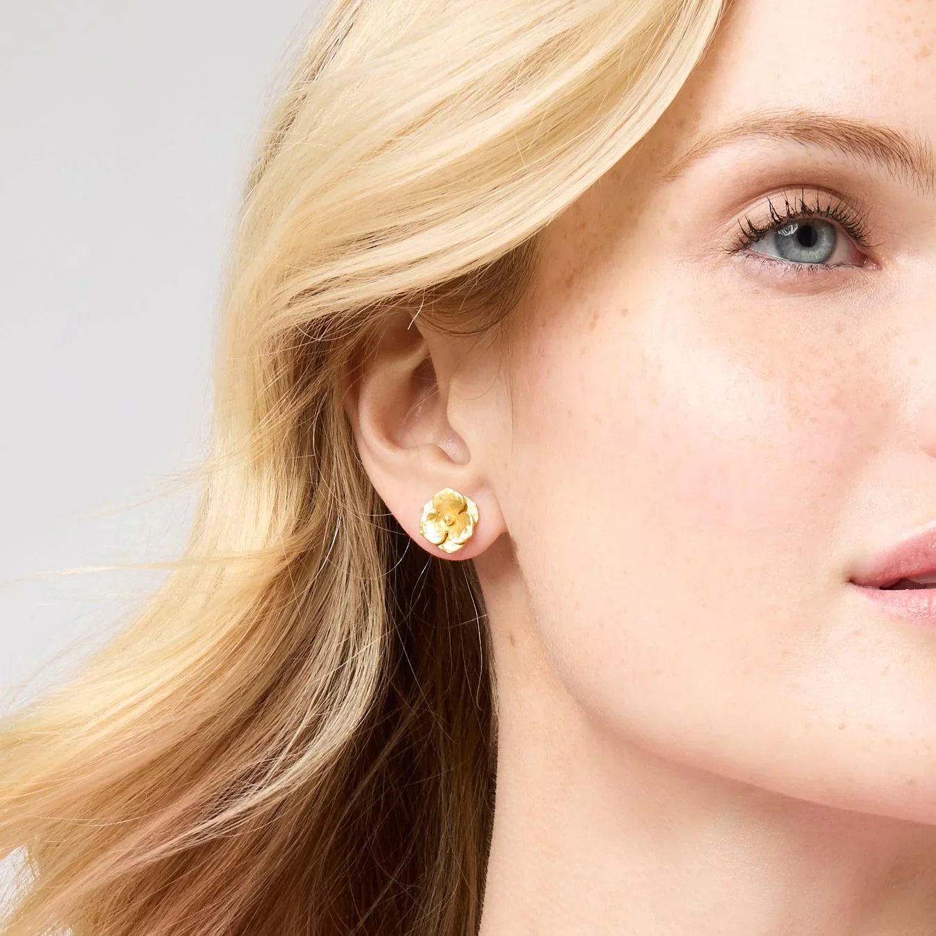 Bloom small stud