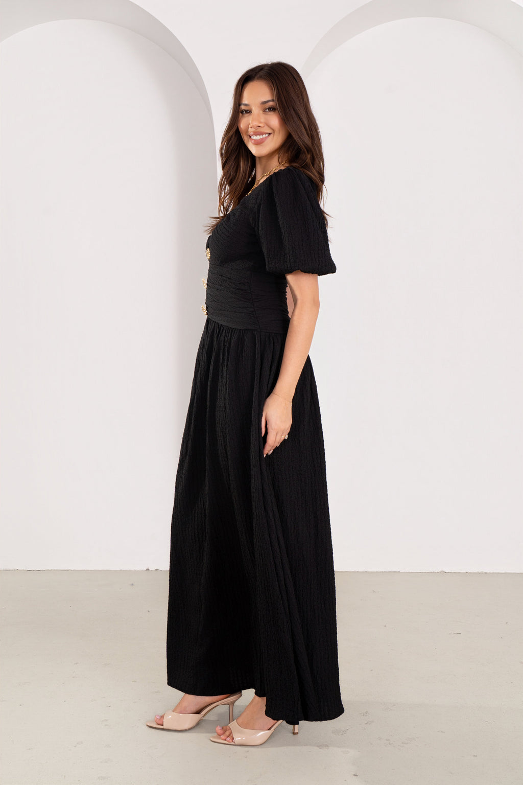 Paleris V-Neck Maxi Dress with Puff Sleeves