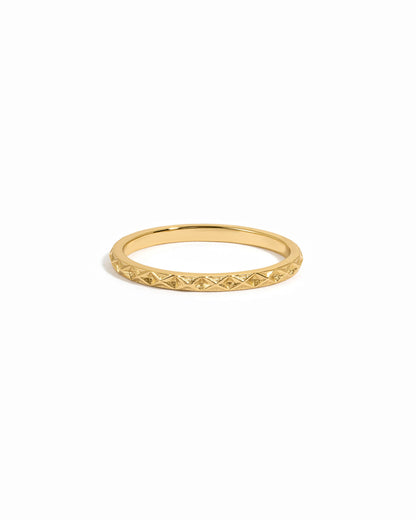 Simple Geometric Stacking Ring