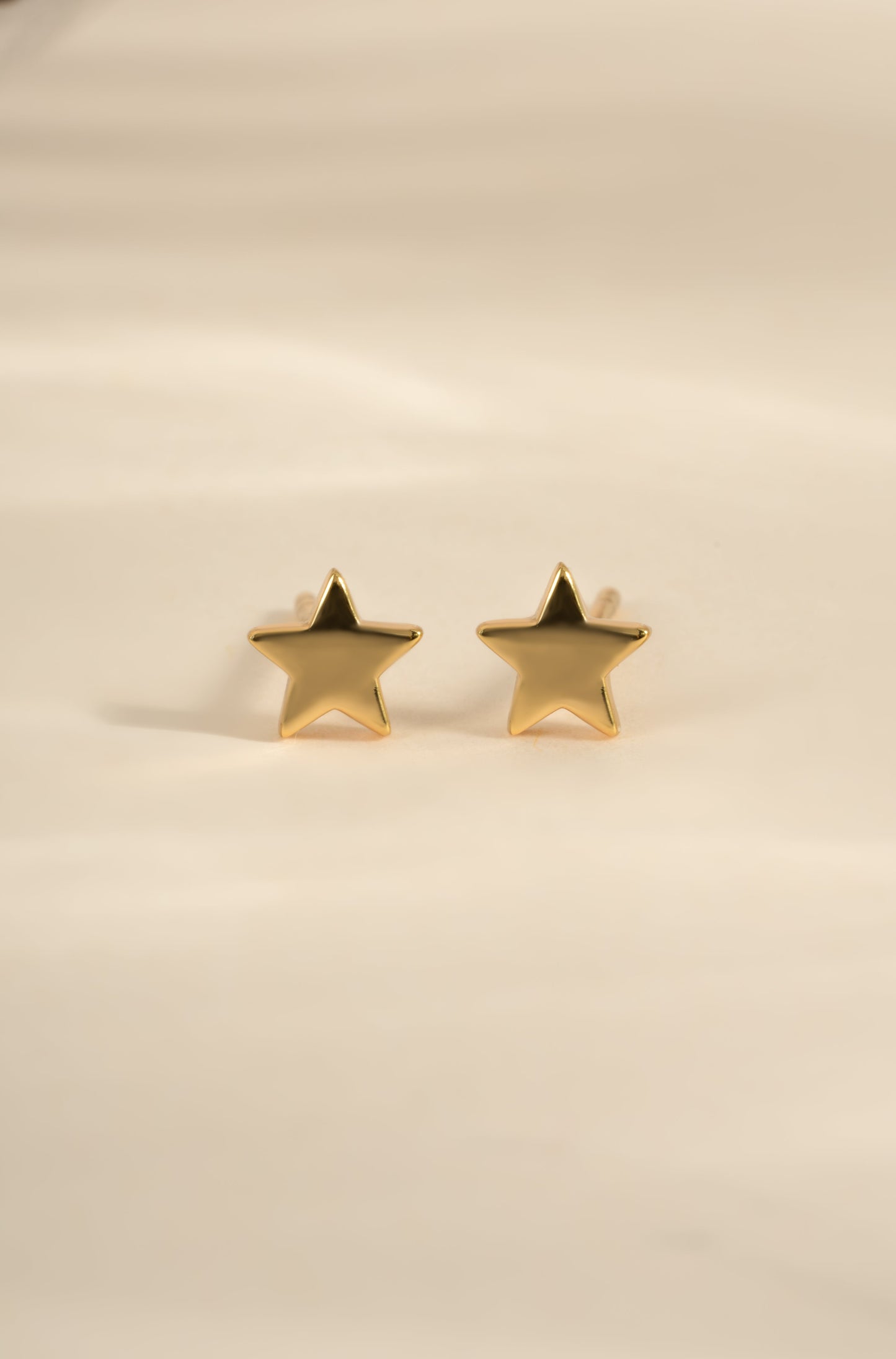 Plain Star Studs