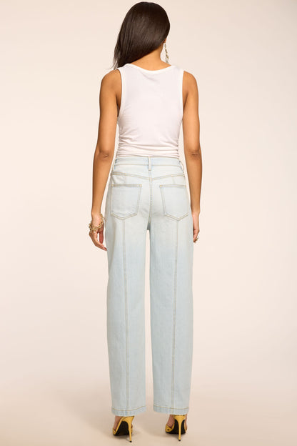 Nadia Straight Leg Jean | BLEACH WASH