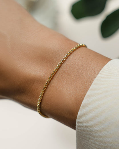Rounded Box Chain Bracelet