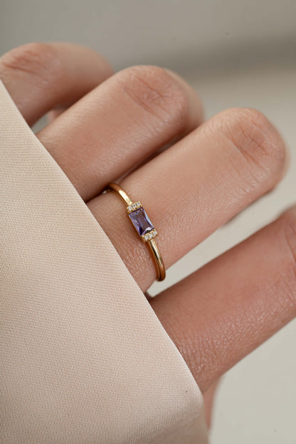 Amethyst Simple Baguette Ring