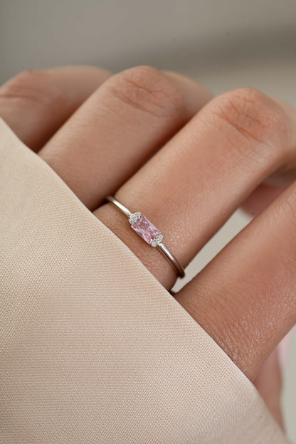 Rose Simple Baguette Ring