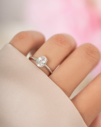 Solitaire Oval Ring